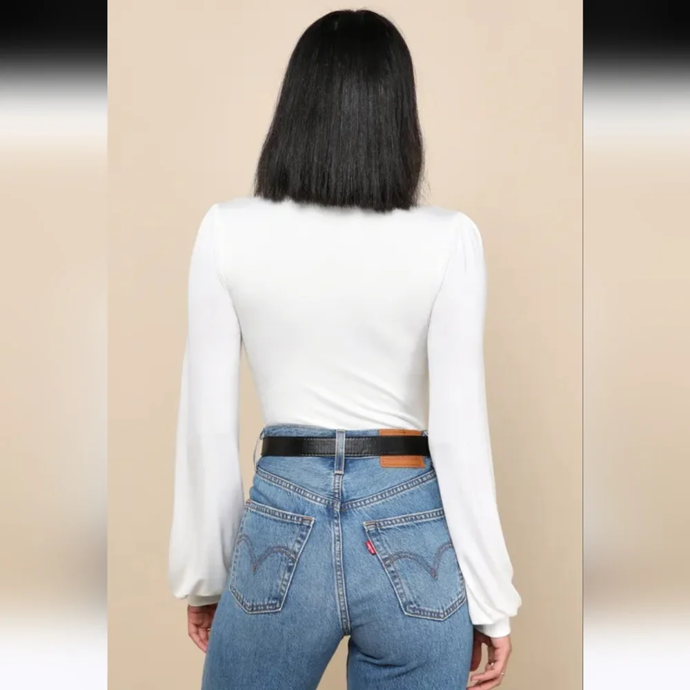 Lulus Long Sleeve Crop  Blouse Off-White Size Medium - Picture 2 of 11